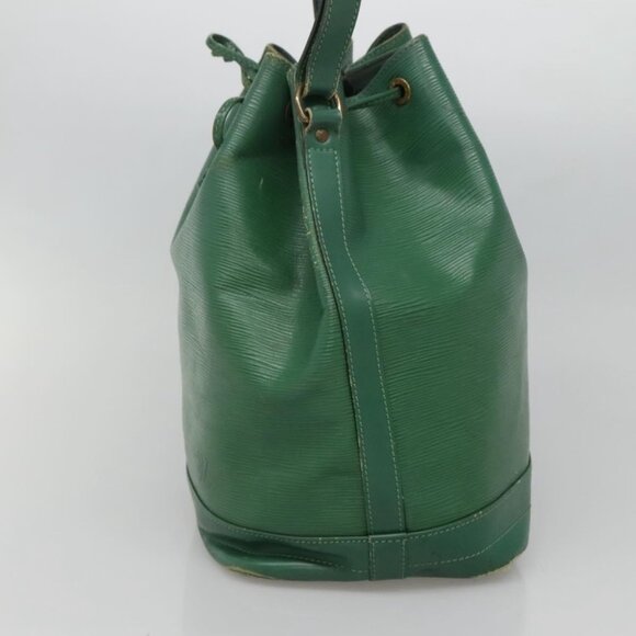 LOUIS VUITTON Epi Noe Shoulder Bag Green M44004 LV Auth 135420 - Picture 4 of 16